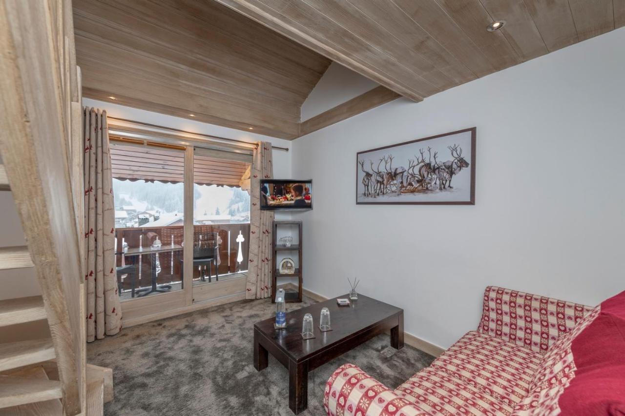 Hotel La Chaudanne เมรีเบล ภายนอก รูปภาพ